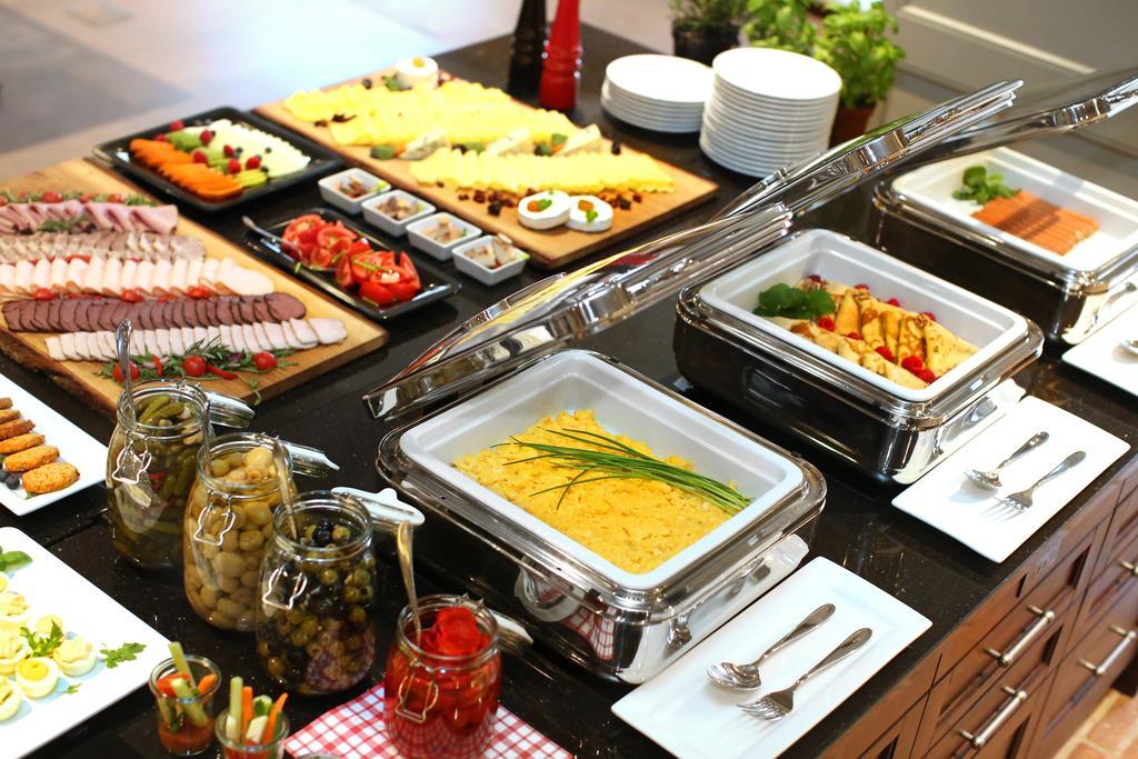 Hotel Aubrecht Country Spa Resort Przechlewo Eksteriør billede