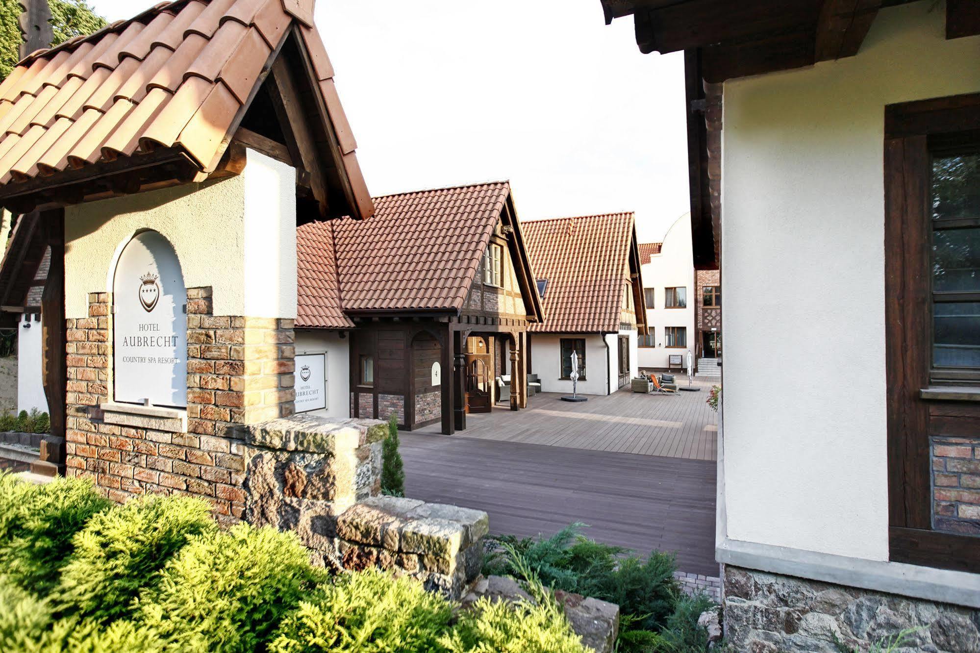 Hotel Aubrecht Country Spa Resort Przechlewo Eksteriør billede